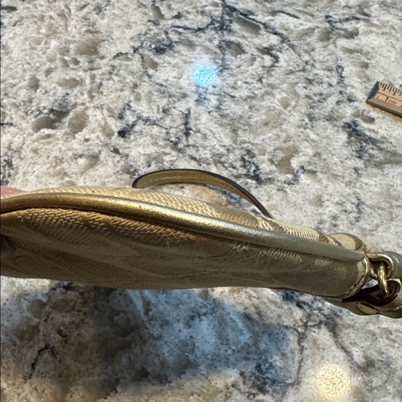 COACH SIGNATURE C Tan Wristlet With Leather Trim And Signature Pattern - Picture 9 of 11